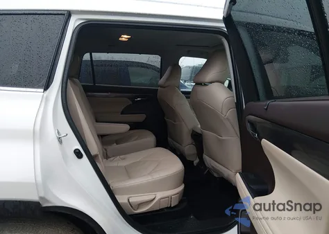 2021 Toyota Highlander Hybrid Limited from USA, damaged, VIN 5TDXBRCH8MS532145